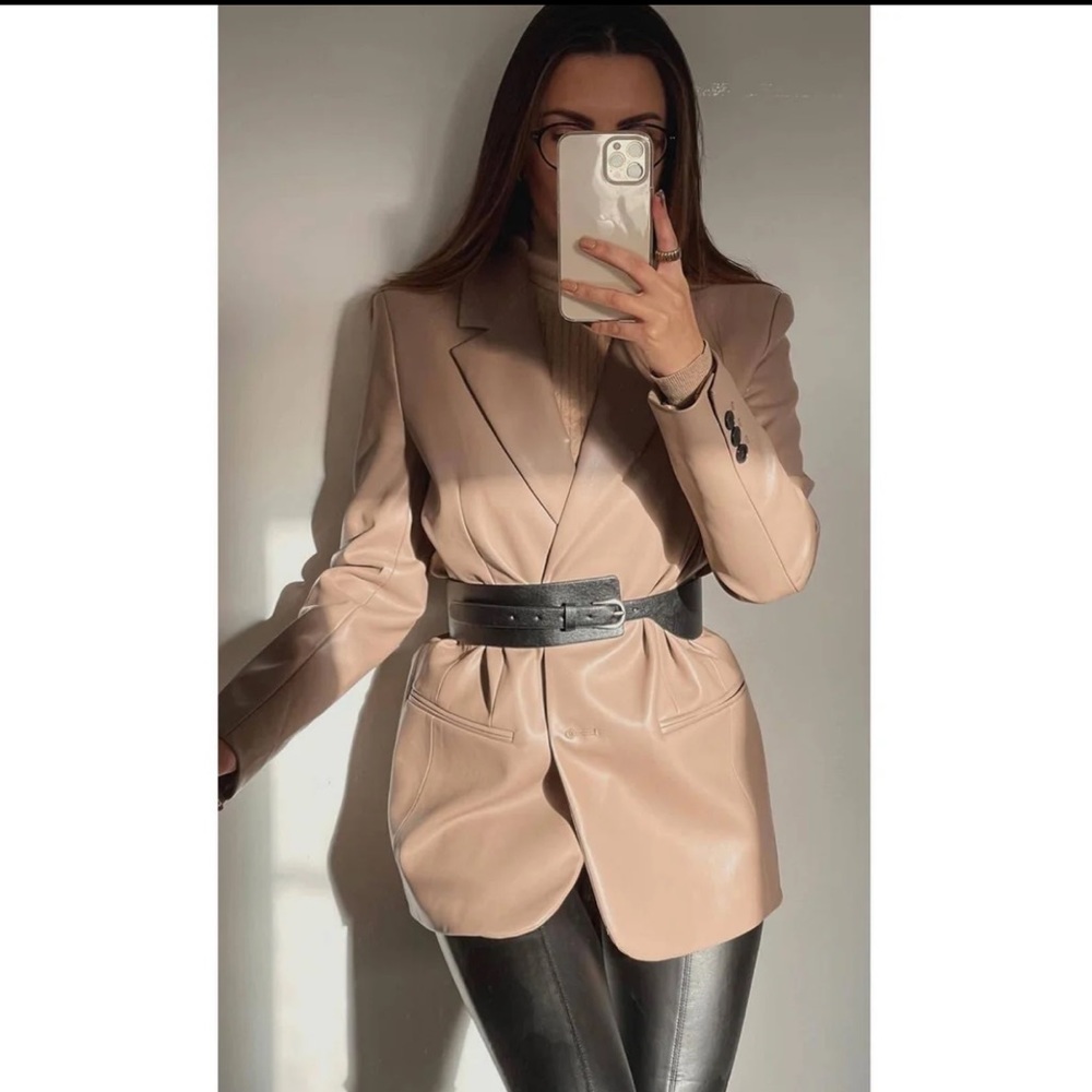 SOLD 🔥Zara faux leather oversized blazer - Picture 2 of 16
